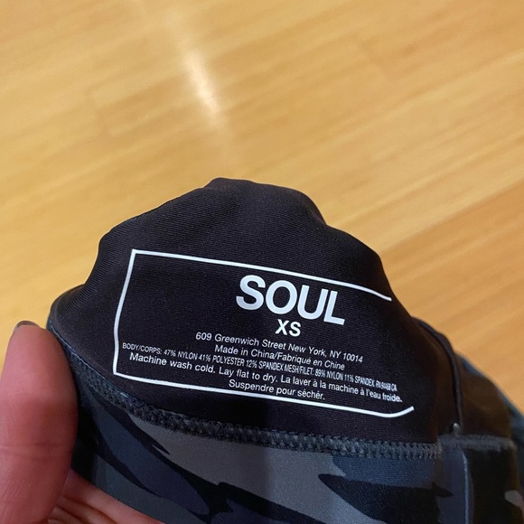 SOUL BY SOULCYCLE Double Knit Grey Camo Sports Bra - Picture 6 of 6